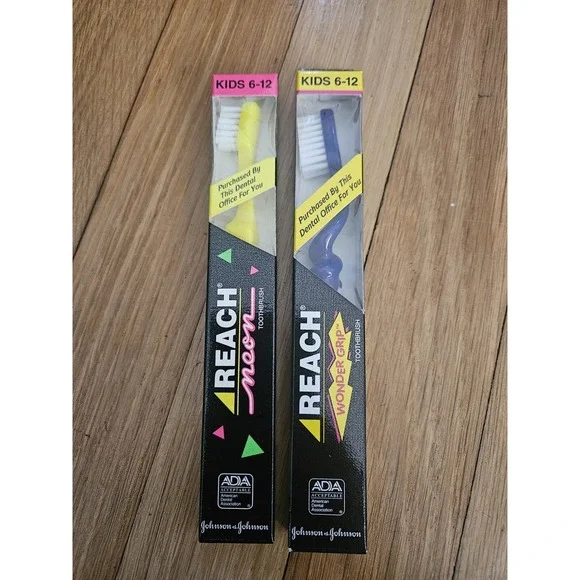 VTG Johnson & Johnson REACH Kids Toothbrush Set Neon & Wondergrip Set 1993/94 - Picture 1 of 9